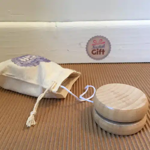 Yoyo traditionnel en bois – Image 3