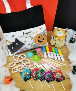 Sac Bubble Tea Personnalisé “Joyeux Halloween” rempli de bonbons