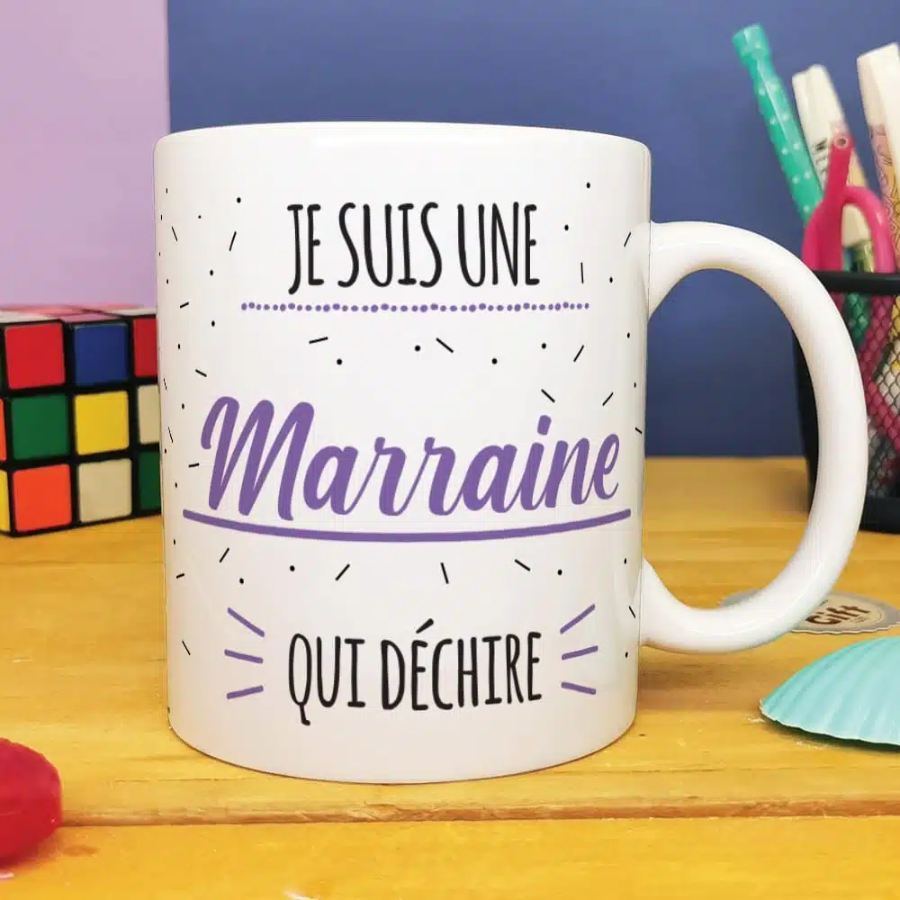 MUG “Je suis une marraine qui déchire” bonbons rétro 70 – Cadeau Marraine – Image 6