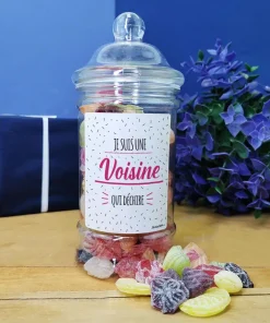Bonbonnière “Je suis une voisine qui déchire” et ses bonbons rétro
