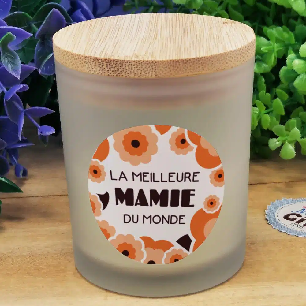 Petite Bougie top bois – “Meilleure mamie du Monde” – Image 2
