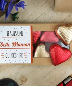 Cœurs au chocolat au lait et chocolat noir praliné x8 “Je suis une belle maman qui déchire” – cadeau belle mère