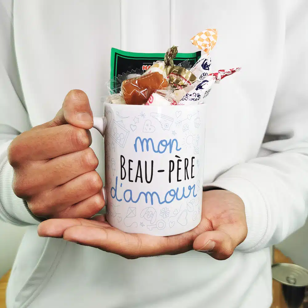 Mug bonbon années 60 “Mon beau-père d’amour” de la collection “D’amour – Cadeau d’un anniversaire : beau père – Image 4