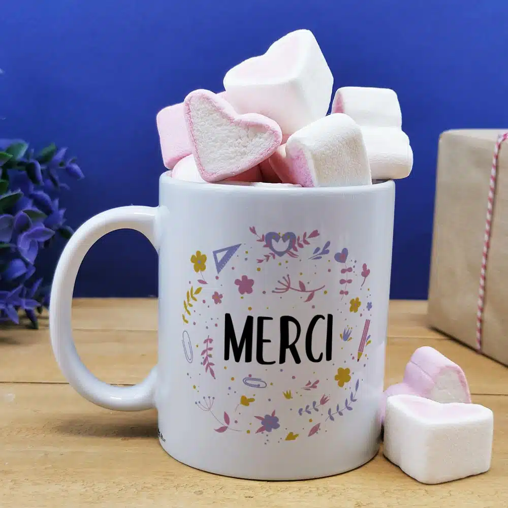 Mug “Merci” floral et ses guimauves coeurs x10