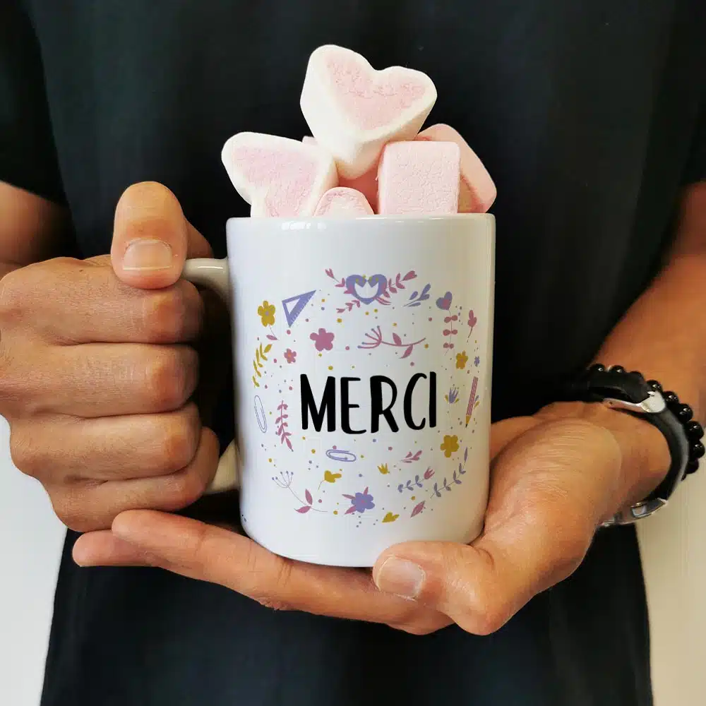 Mug “Merci” floral et ses guimauves coeurs x10 – Image 3