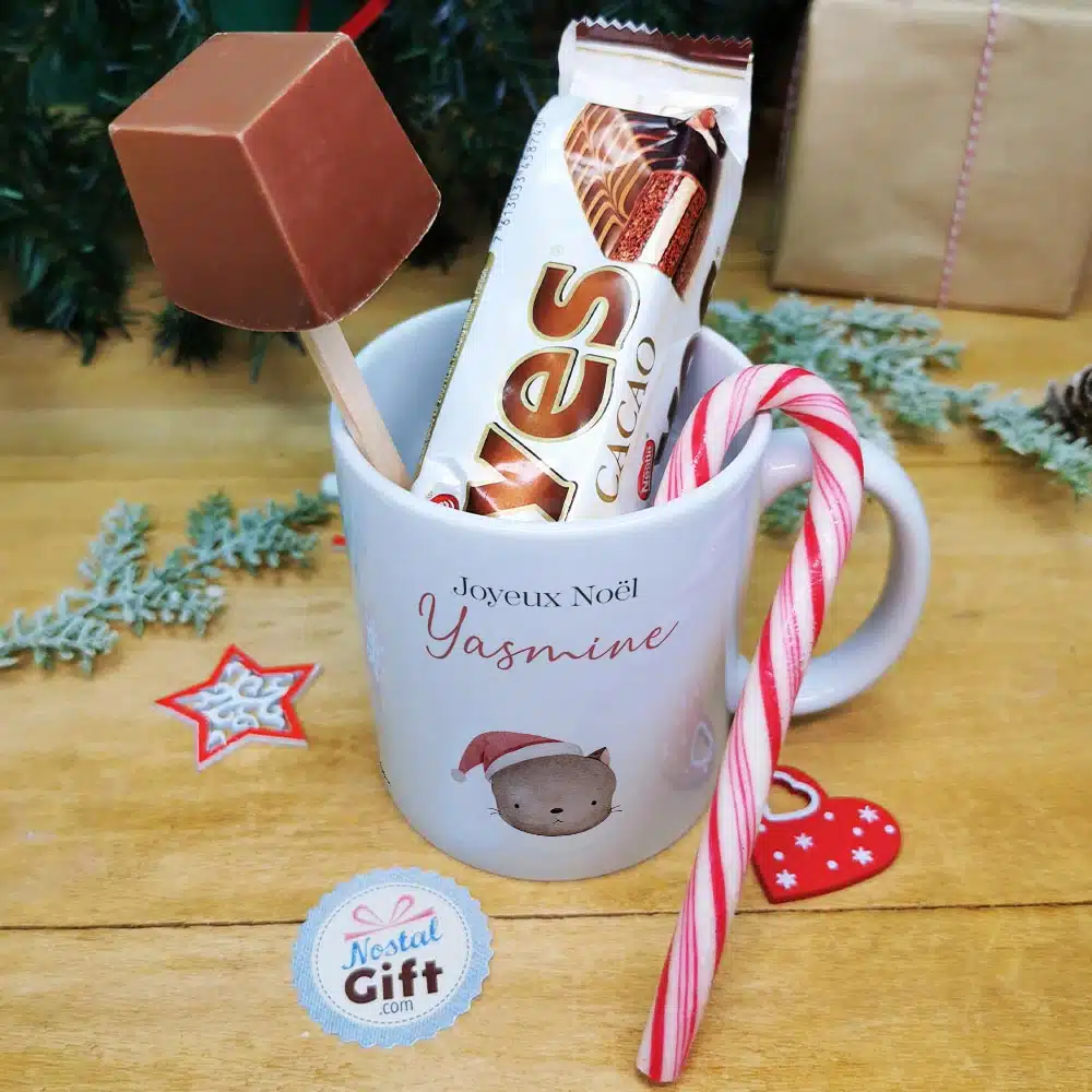 Mug “Joyeux Noël” personnalisé et ses confiseries rétro – Chat de Noël – Cadeau Noël – Image 3