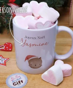 Mug “Joyeux Noël ” personnalisé et ses guimauves coeurs x10 – Chat de Noël