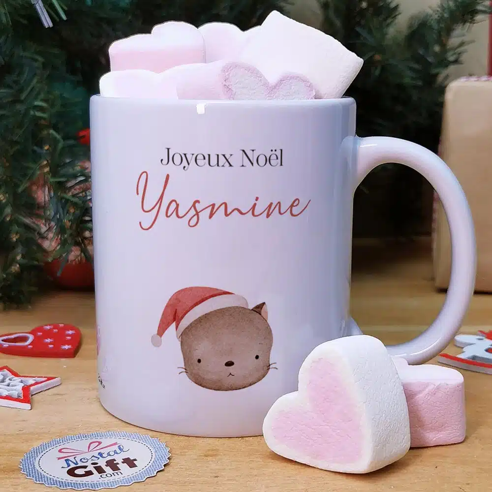 Mug “Joyeux Noël ” personnalisé et ses guimauves coeurs x10 – Chat de Noël – Image 3