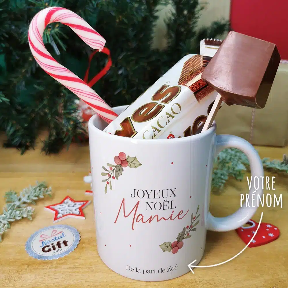 Mug “Joyeux Noël Mamie” personnalisé et ses confiseries rétro – Cadeau Noël – Image 3