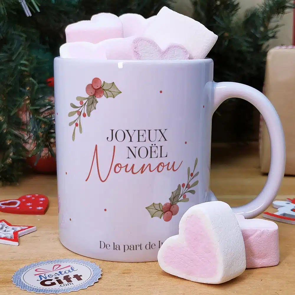 Mug “Joyeux Noël Nounou” personnalisé et ses guimauves coeurs x10 – Cadeau Noël – Image 2