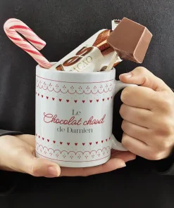 Mug “Le chocolat chaud” personnalisé et ses confiseries rétro – Cadeau de Noël