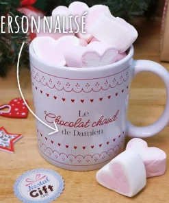 Mug “Le chocolat chaud” – cadeau personnalisé  et ses guimauves coeurs x10