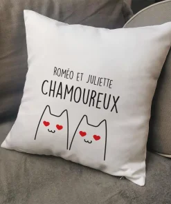 Coussin personnalisé Chamoureux – 40×40 cm – Cadeau Saint Valentin
