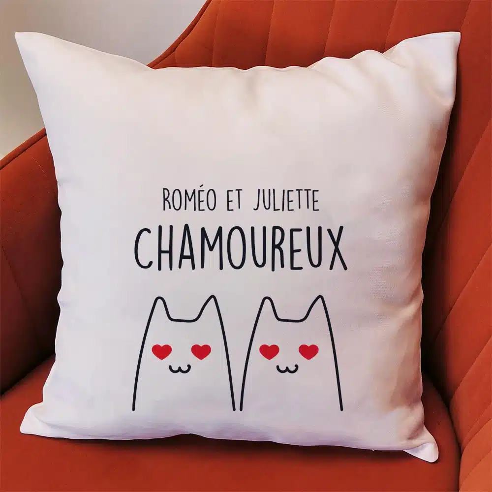 Coussin personnalisé Chamoureux – 40×40 cm – Cadeau Saint Valentin – Image 2
