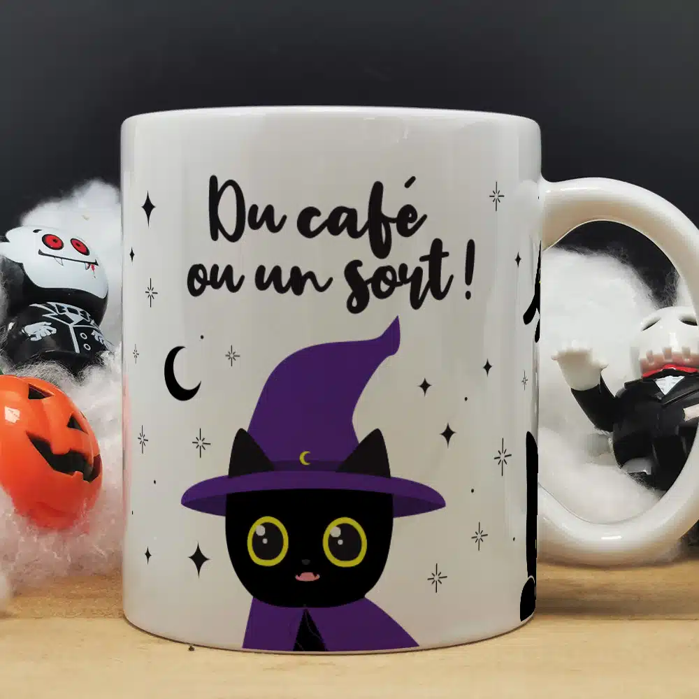 Mug Halloween Chat noir “Du café ou un sort”