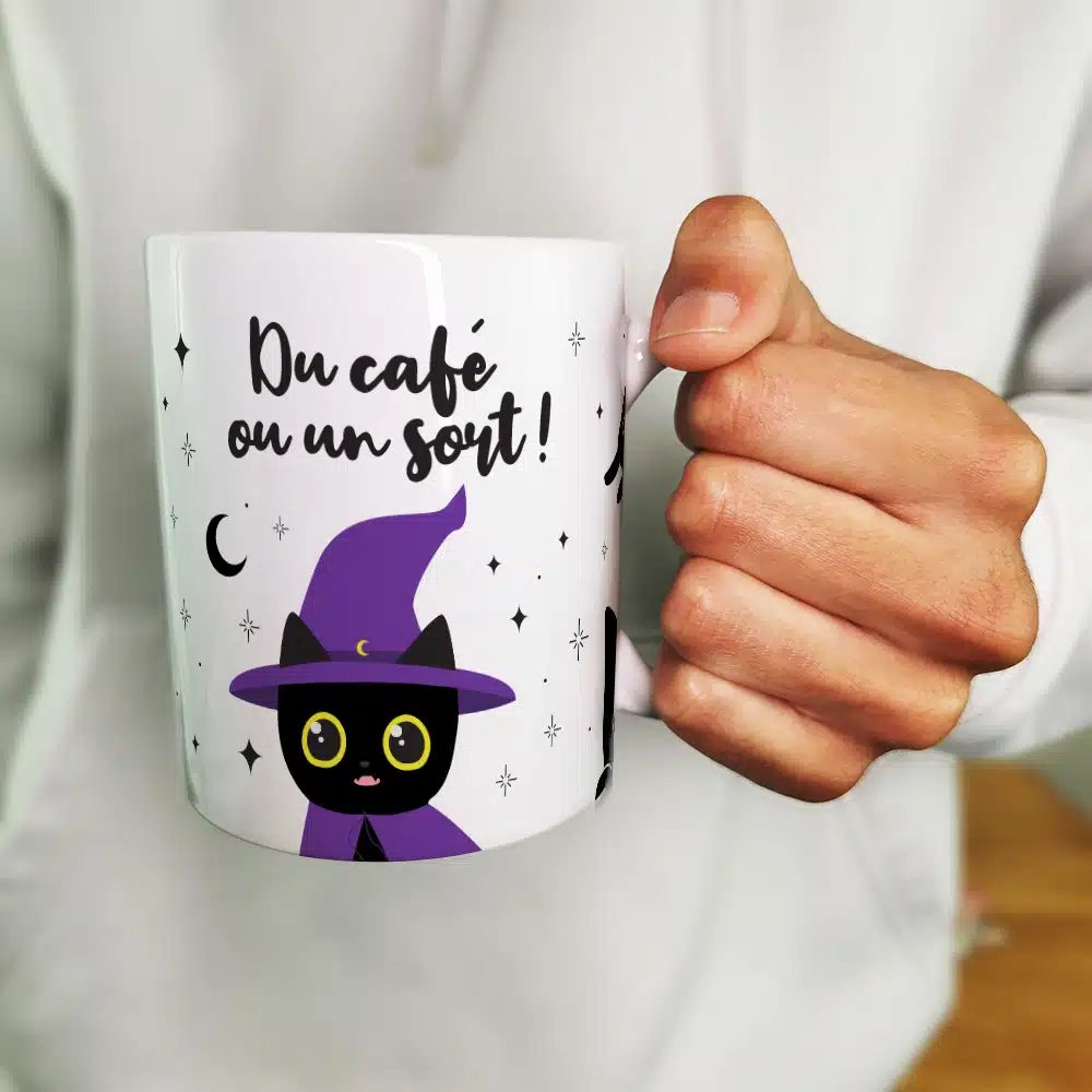 Mug Halloween Chat noir “Du café ou un sort” – Image 3
