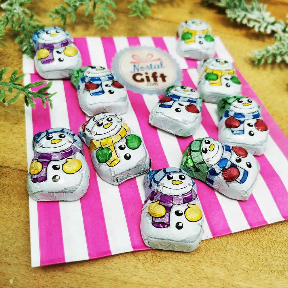 Mini Bonhomme de neige en chocolat au lait – 3×2 cm – Lot de 10 – Image 2