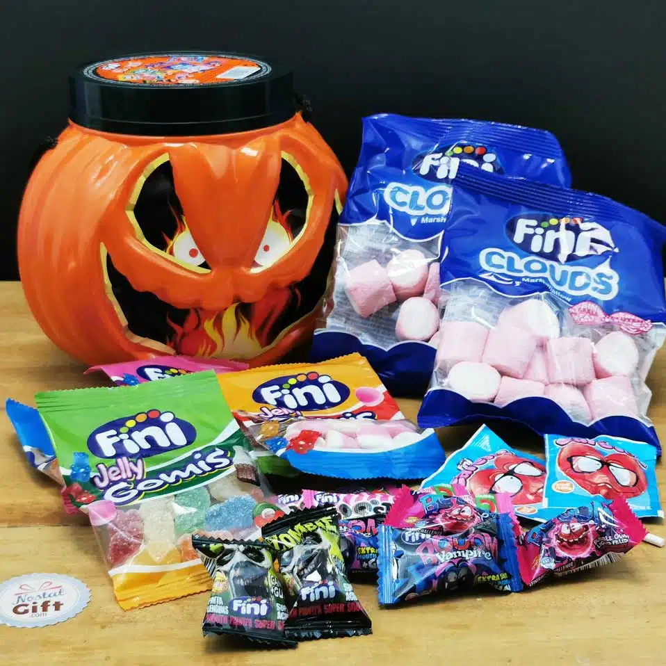 Citrouille remplie de bonbons d’halloween sans gluten – FINI – 17 sachets – 15cm de hauteur – Image 2