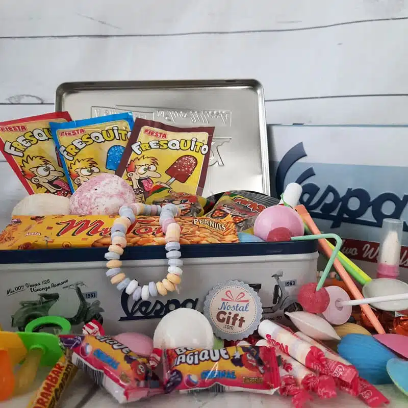 Grande boîte rectangulaire en métal “Vespa” et ses bonbons rétro 70-80 – Image 4