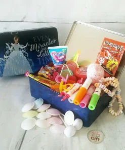 Coffret Cadeau : Boîte “Cendrillon” remplie de bonbons 80 ” (Bleue)