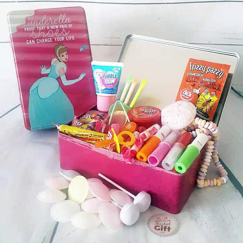 Coffret Cadeau : Boîte “Cendrillon” remplie de bonbons 80 (rose)