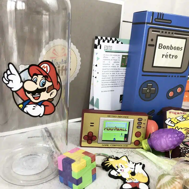 Coffret Cadeau jeux vidéo rétro (avec sa console de poche retro) – Image 3