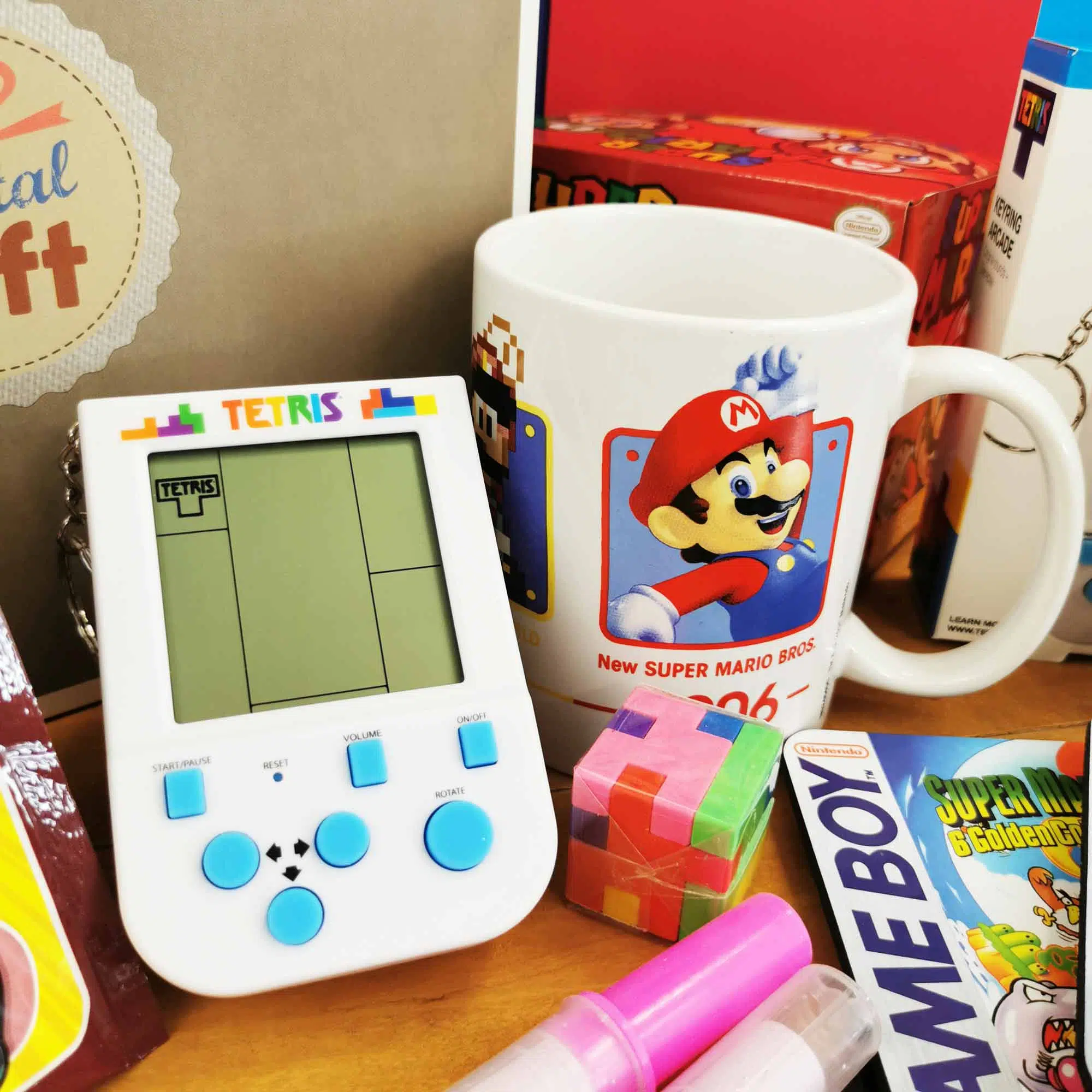 Coffret Cadeau « Retrogaming » et sa console Tetris – Image 2