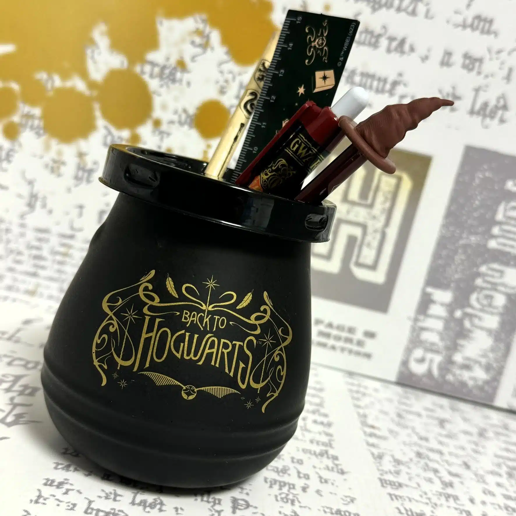 Harry Potter – Pot à crayon Harry Potter et ses fournitures – Image 2