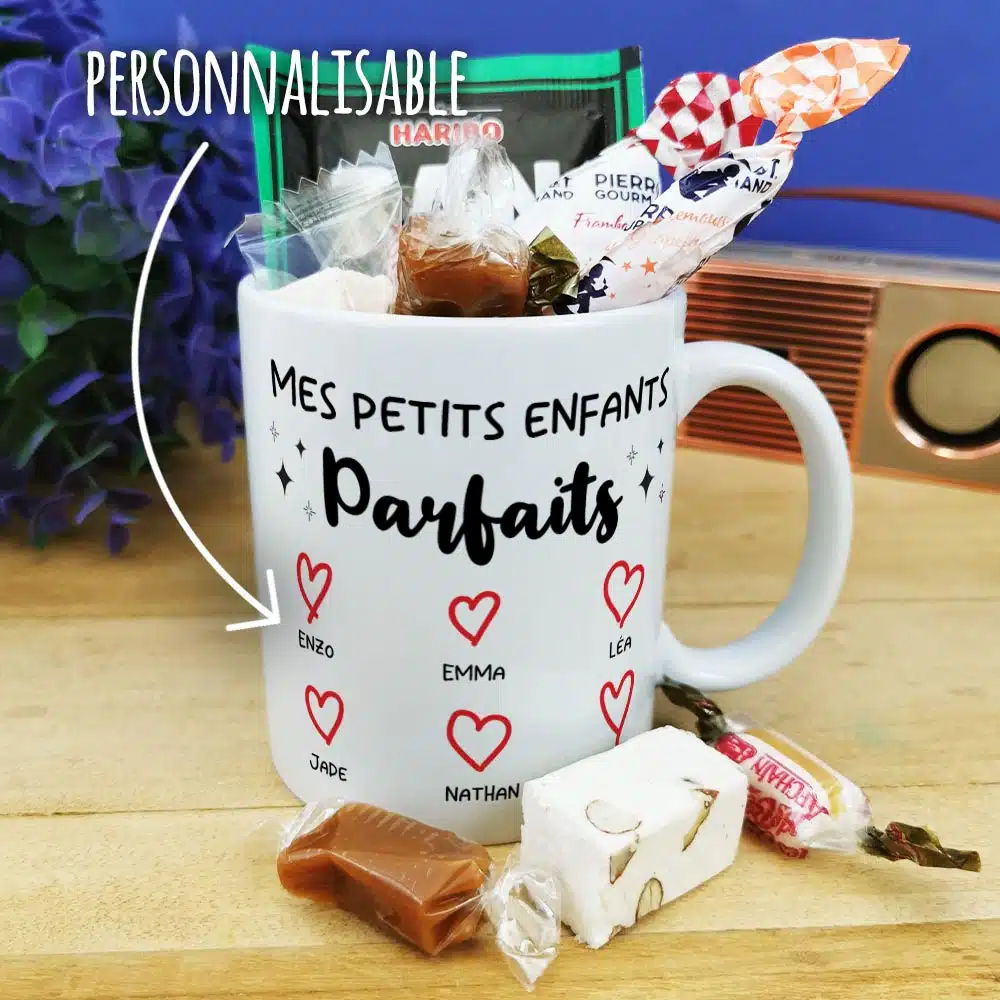 Mug bonbon années 60 “Mes petits enfants parfaits” cadeau pour mamie et papy personnalisé