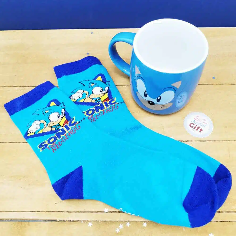 Sonic classique – Sonic Mug et Chaussettes