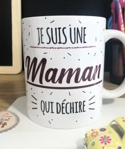 Mug “Je suis une maman qui déchire” – Cadeau maman