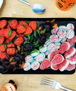 Plateau de bonbons Halloween (Citrouilles, araignées, cerveaux, crânes)