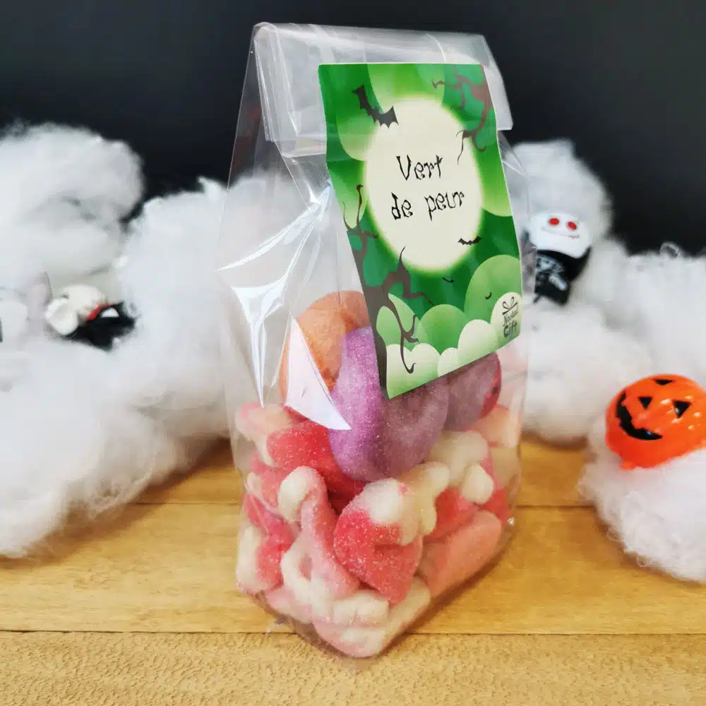 Assortiment de bonbons Halloween – 10 Dents de vampires citriques, 5 guimauves citrouilles/têtes de mort et 10 tarentules acidulées – Image 3