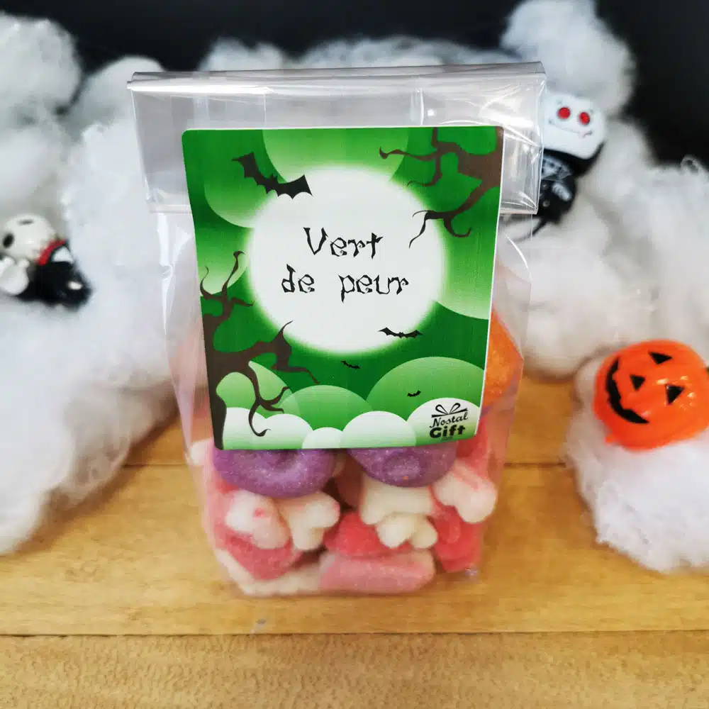 Assortiment de bonbons Halloween – 10 Dents de vampires citriques, 5 guimauves citrouilles/têtes de mort et 10 tarentules acidulées – Image 2