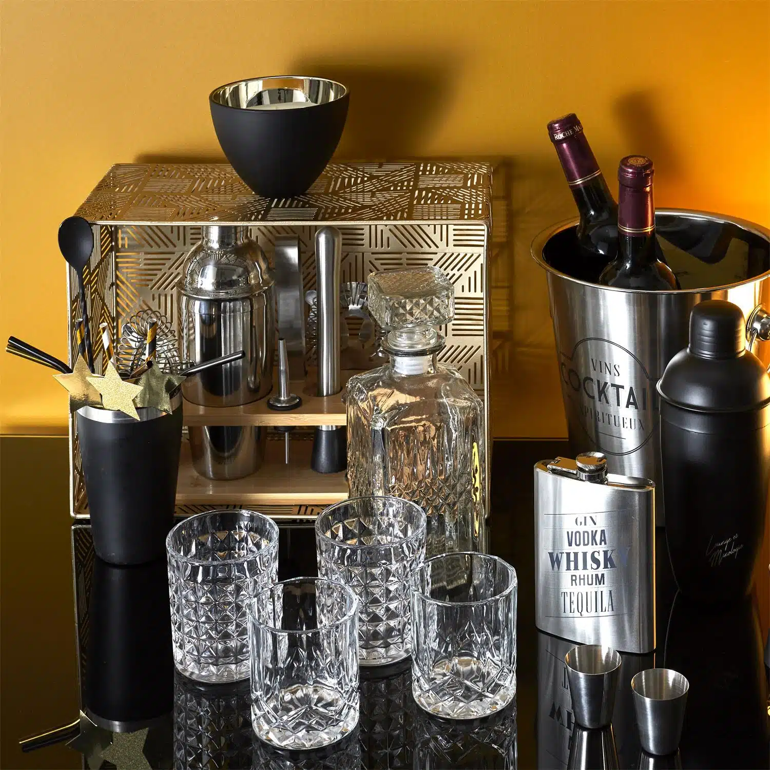 Coffret cadeau – Bouteille à Whisky et ses 4 verres – Image 4