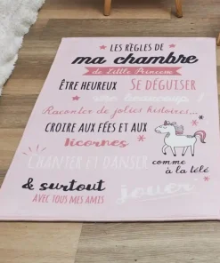 Tapis chambre enfant “Règles de la chambre” – Rose