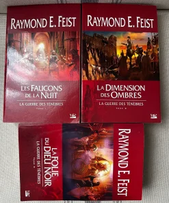 La guerre des ténèbres en 3 volumes. Raymond E. Feist