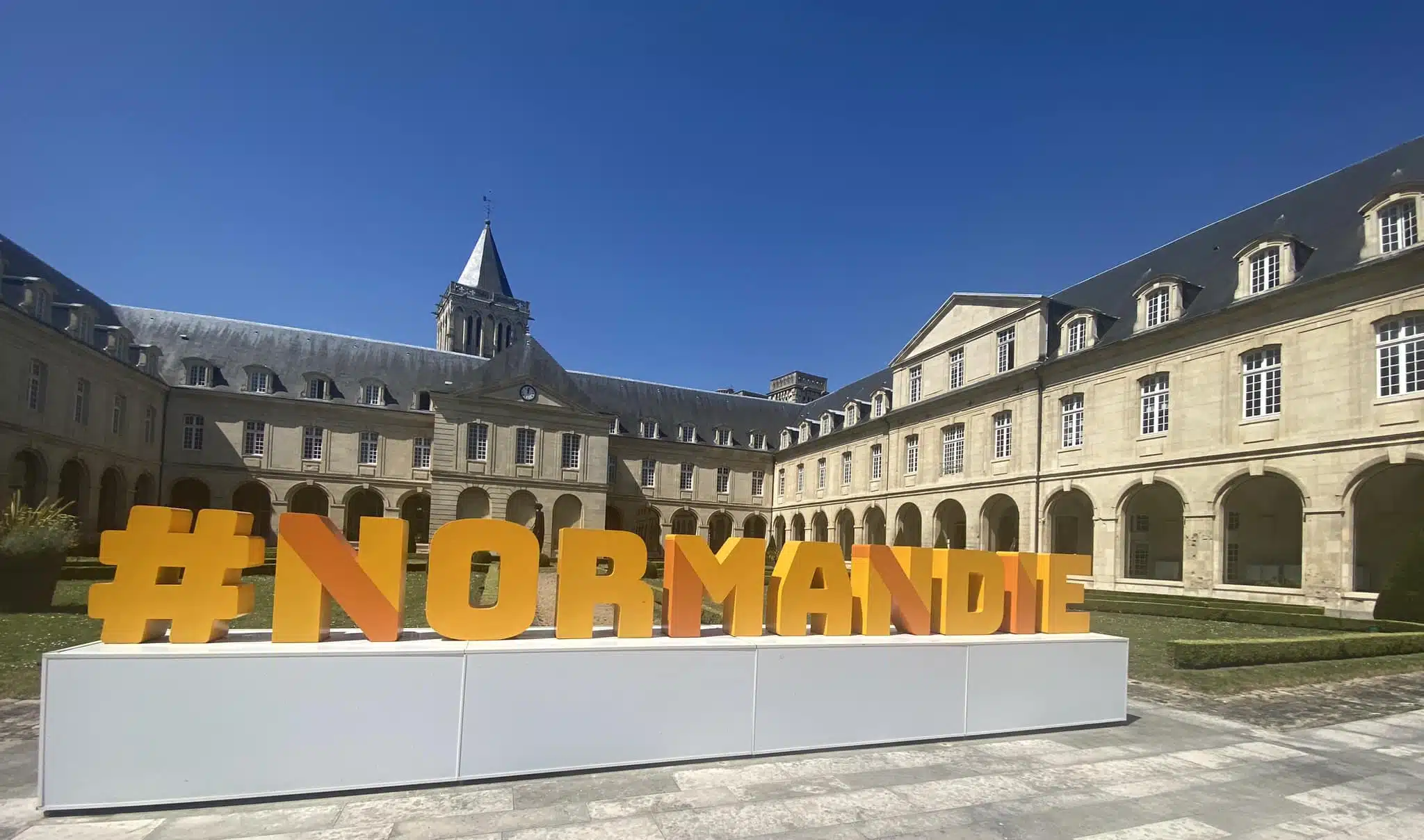 Réservez votre guide à Caen, 1h à 9h, Groupe de 1 à 30 pers – Image 4