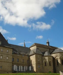 Meymac…à travers l’histoire (2h) – Visite Privée de 1 à 20 pers