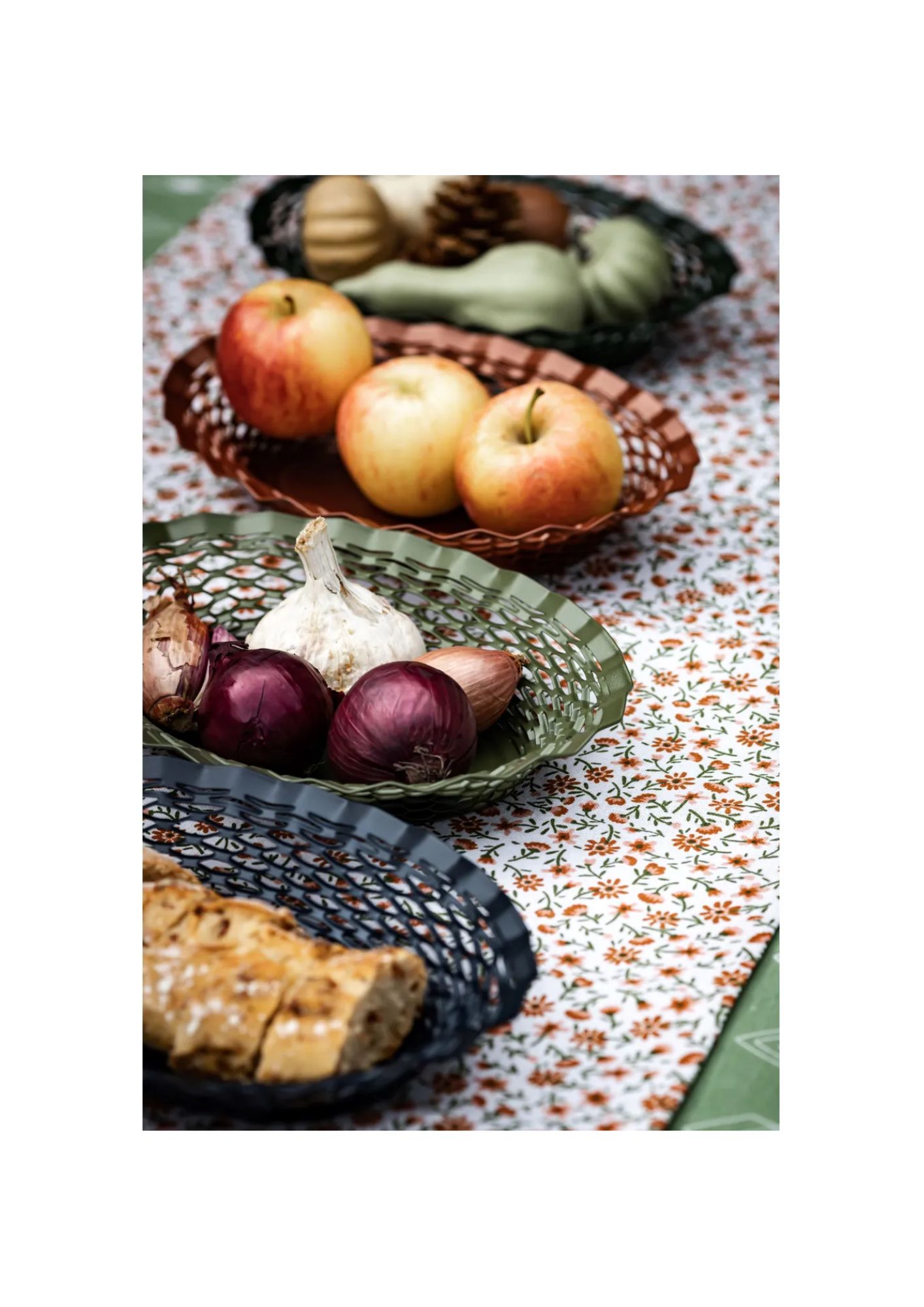 ROGER ORFEVRE – VINTAGE CORBEILLE PAIN OVALE BLEU NUIT 30X24 CM – Image 2