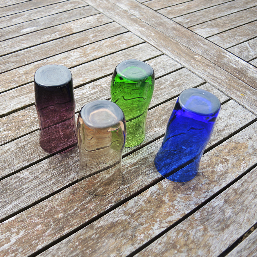 4 Anciens Verres à Liqueur en Verre Coloré – Image 2