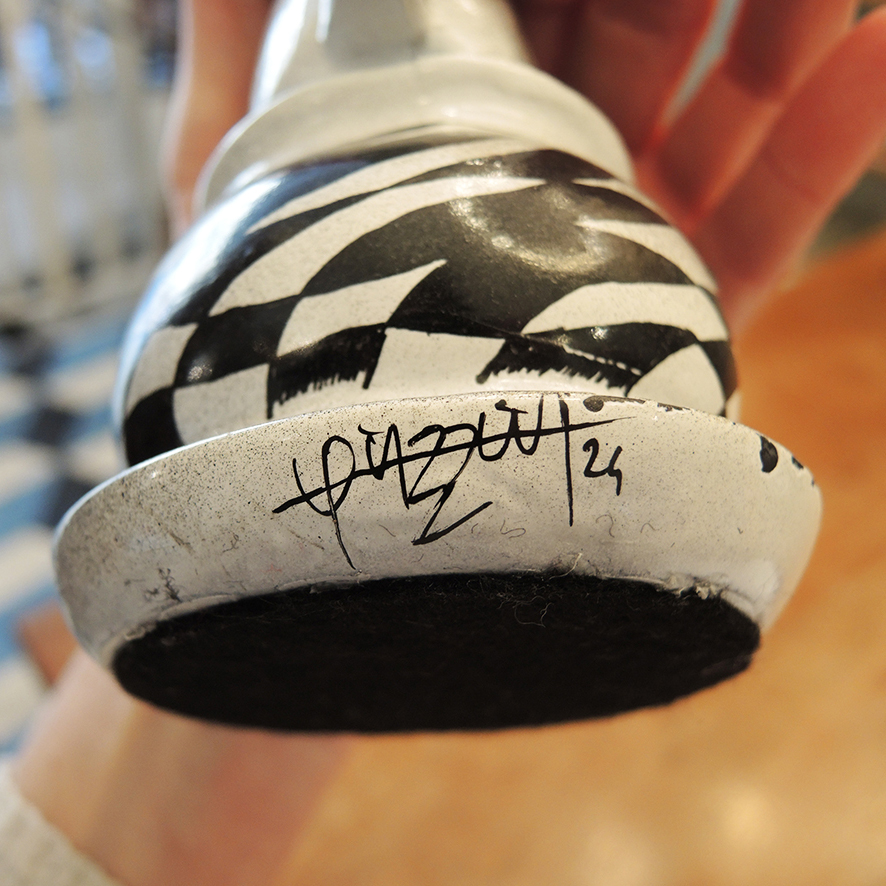 Ornement Cavalier d’Échecs Signé – Image 3